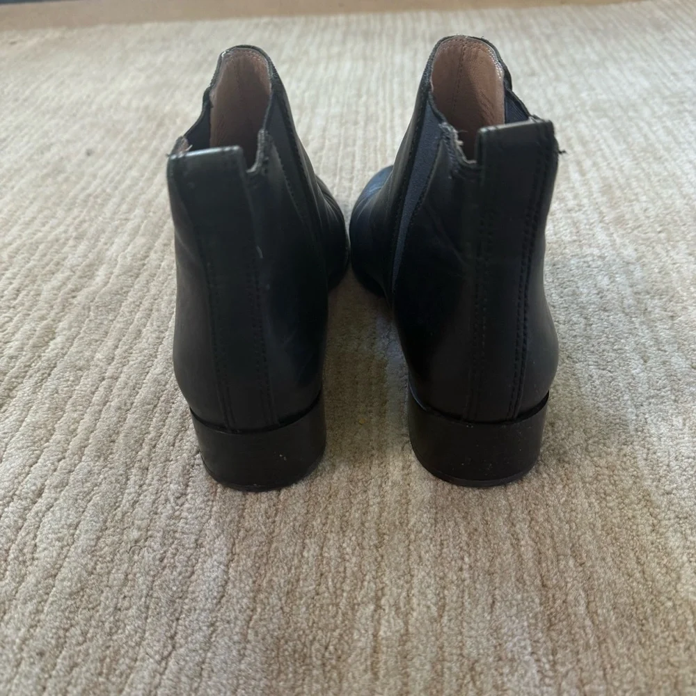 Madewell The Carina Boot In True Black Leather Chelsea Bootie size: 8 - Picture 6 of 9